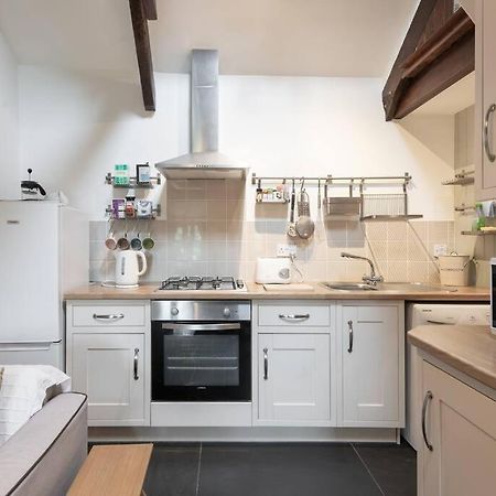 Traditional Stone Cottage With Sea Views In Snowdonia National Park Brynkir Eksteriør billede