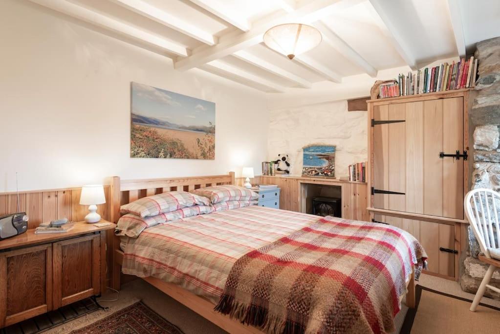 Traditional Stone Cottage With Sea Views In Snowdonia National Park Brynkir Eksteriør billede